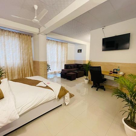 Hotel Dr White House - Noida Sector 18 Exterior foto