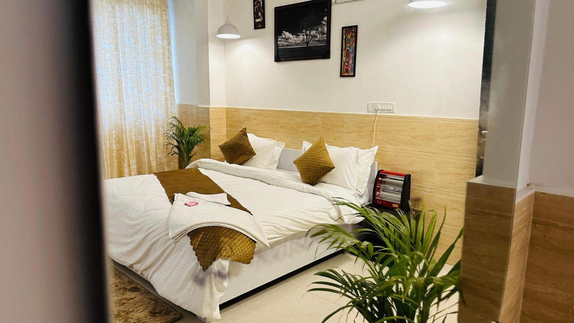 Hotel Dr White House - Noida Sector 18 Exterior foto
